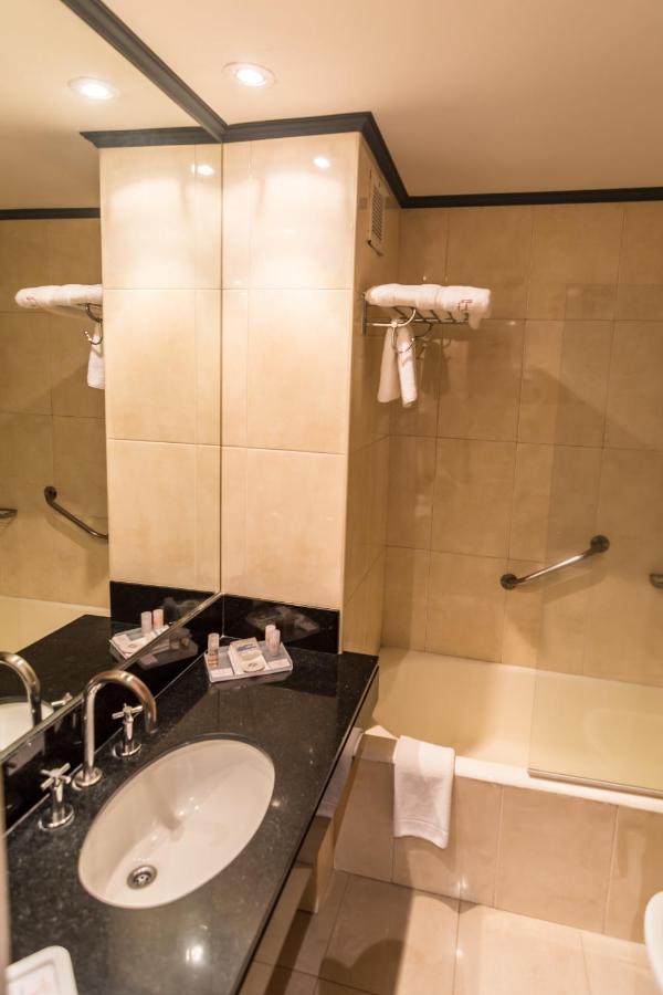 Hotel Libertador Tandil Eksteriør billede