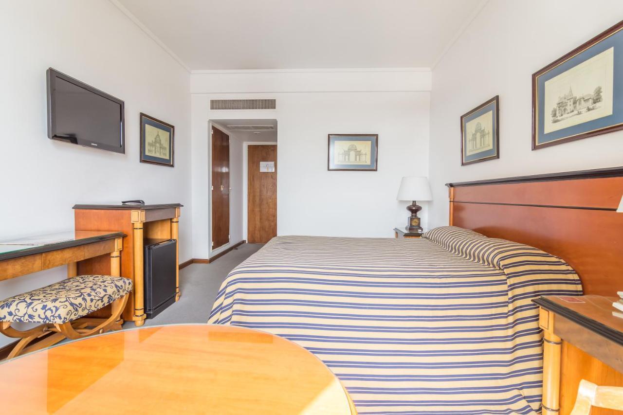 Hotel Libertador Tandil Eksteriør billede